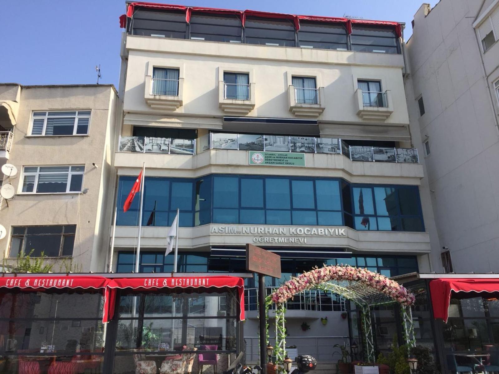 Asim Ve Nurhan Kocabiyik Oegretmenevi اسطنبول المظهر الخارجي الصورة